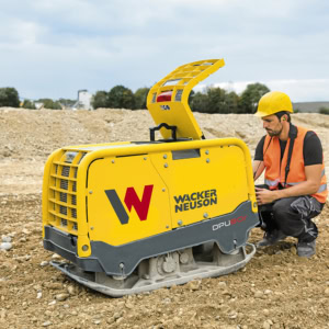 Placa compactoare reversibila Wacker Neuson DPU80rLem770, diesel, racire cu apa, greutate 724 kg, forta de impact 80 kN, pornire electrica, telecomanda 10 Placa compactoare reversibila Wacker Neuson DPU80rLem770, diesel, racire cu apa, greutate 724 kg, forta de impact 80 kN, pornire electrica, telecomanda | Travandi.ro