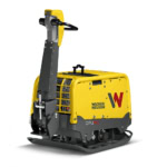 Placa compactoare reversibila Wacker Neuson DPU90Lem770, diesel, racire cu apa, greutate 769 kg, forta de impact 90 kN, pornire electrica