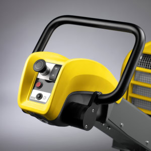 Placa compactoare reversibila Wacker Neuson DPU80Lec770, diesel, racire cu apa, greutate 773 kg, forta de impact 80 kN, pornire electrica, sistem Compatec 11 Placa compactoare reversibila Wacker Neuson DPU80Lec770, diesel, racire cu apa, greutate 773 kg, forta de impact 80 kN, pornire electrica, sistem Compatec | Travandi.ro