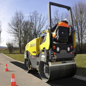 Cilindru vibro-compactor Wacker Neuson RD24-100, 2475 kg, Kubota, 1000 mm 11 Cilindru vibro-compactor Wacker Neuson RD24-100, 2475 kg, Kubota, 1000 mm | Travandi.ro