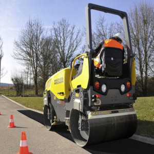 Cilindru vibro-compactor Wacker Neuson RD24 - 100 DPF, 2475 kg, Kubota, 1000 mm 11 Cilindru vibro-compactor Wacker Neuson RD24 - 100 DPF, 2475 kg, Kubota, 1000 mm | Travandi.ro