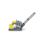 Placa compactoare unidirectionala Wacker Neuson AP2560e compatibila cu acumulator 51V, greutate 143 kg, forta de impact 25 kN