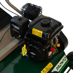 Scarificator de gazon BRONTO B-vert SC 45 pe benzina, 45cm, cu cos | Travandi.ro