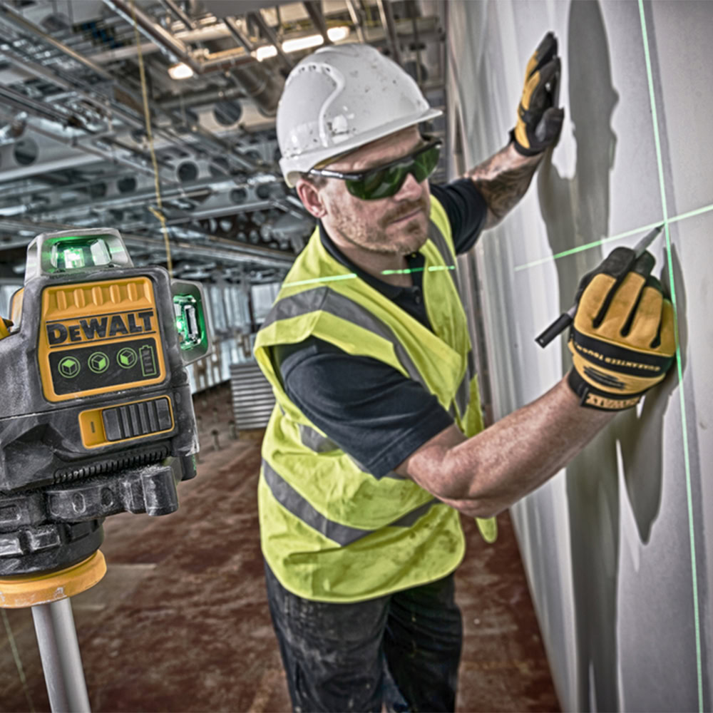 Nivela laser in cruce, autonivelanta, DeWalt DCE089D1G, Li-Ion 10.8V, 2 Ah, fascicul verde 4 Nivela laser in cruce, autonivelanta, DeWalt DCE089D1G, Li-Ion 10.8V, 2 Ah, fascicul verde - Image 4