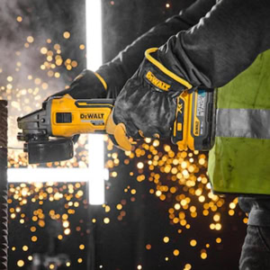 Polizor unghiular DeWalt DCG405H2T, 125 mm, cu 2 acumulatori POWERSTACK 18 V/5.0 Ah si incarcator in valiza de transport 8 Polizor unghiular DeWalt DCG405H2T, 125 mm, cu 2 acumulatori POWERSTACK 18 V/5.0 Ah si incarcator in valiza de transport | Travandi.ro