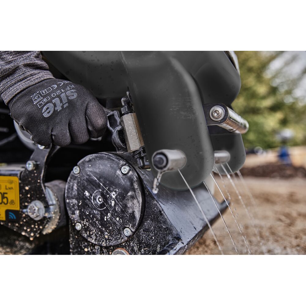 Placa compactoare unidirectionala Powershift DeWalt DCPS7154N, compatibila cu acumulator 55.4V, forta de impact 15 kN, greutate 91 kg 7 Placa compactoare unidirectionala Powershift DeWalt DCPS7154N, compatibila cu acumulator 55.4V, forta de impact 15 kN, greutate 91 kg - Image 7