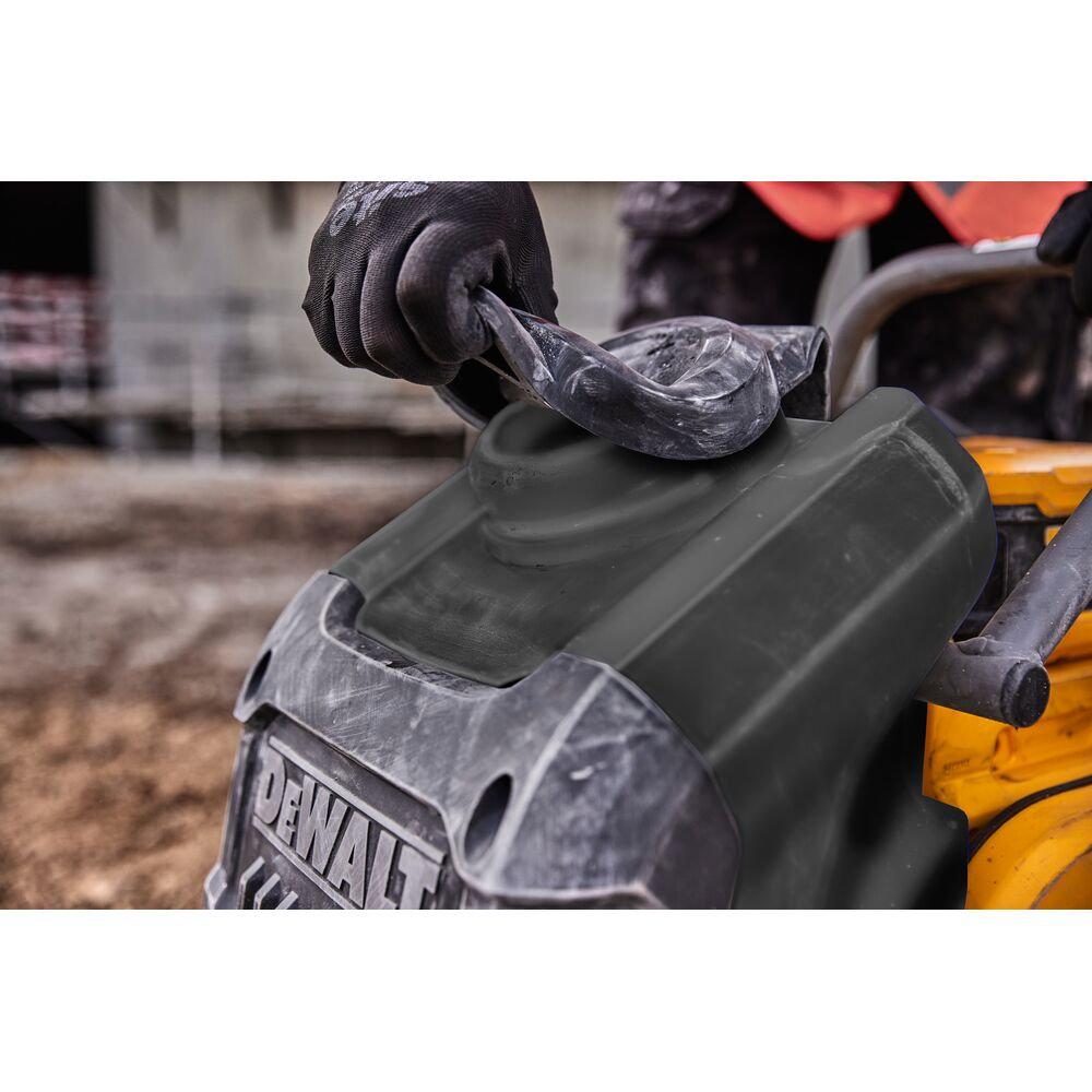 Placa compactoare unidirectionala Powershift DeWalt DCPS7154N, compatibila cu acumulator 55.4V, forta de impact 15 kN, greutate 91 kg 8 Placa compactoare unidirectionala Powershift DeWalt DCPS7154N, compatibila cu acumulator 55.4V, forta de impact 15 kN, greutate 91 kg - Image 8