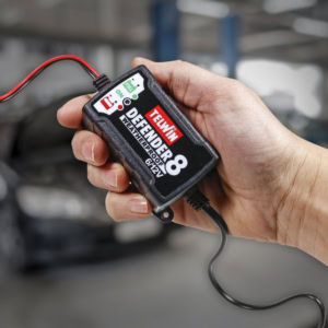 Redresor baterii Telwin DEFENDER8, tensiune incarcare 6/12 V, capacitate baterii Pb/GEL/AGM 2-20 Ah | Travandi.ro