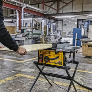 Fierastrau circular de banc DeWalt DWE7492, 250 mm | Travandi.ro