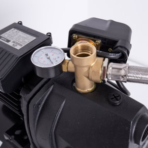 Hidrofor Wasserkonig FL568950 cu pompa autoamorsanta fonta putere 1400 W debit 5340 l/h inaltime refulare 56 , vas 50 l 11 Hidrofor Wasserkonig FL568950 cu pompa autoamorsanta fonta putere 1400 W debit 5340 l/h inaltime refulare 56 , vas 50 l | Travandi.ro