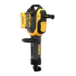 Ciocan demolator Dewalt DCH966Z2, cu 2 acumulatori de 54 V,15Ah,41 J, prindere hexagonala 28 mm.