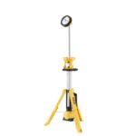 Proiectorul LED cu trepied Dewalt DCL079, 3000 de lumeni, compatibila cu acumulatori Li-Ion 18 V