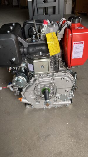 Motor diesel KAMA KM 195 FE Pornire electrica 15CP AX pana Diametru: 25.4 mm Lungime ax: 72 mm